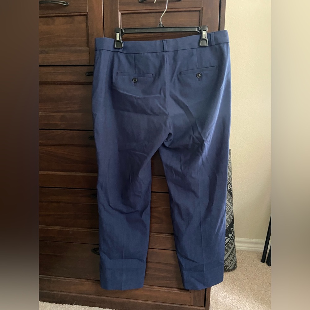 Banana Republic Avery pants, size 6, blue plaid, washable wool - Picture 2 of 3